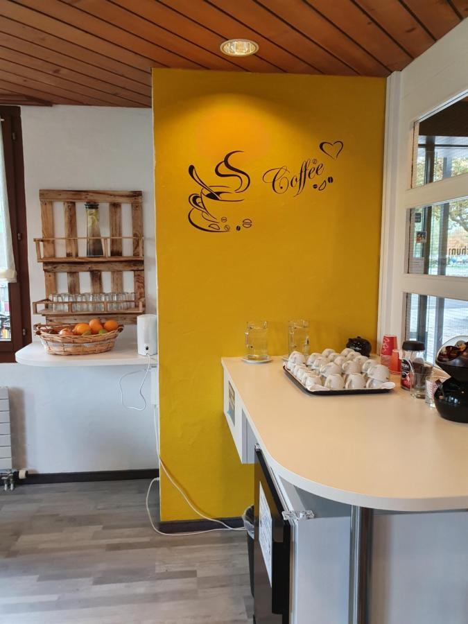 Hotel Alpha תון מראה חיצוני תמונה